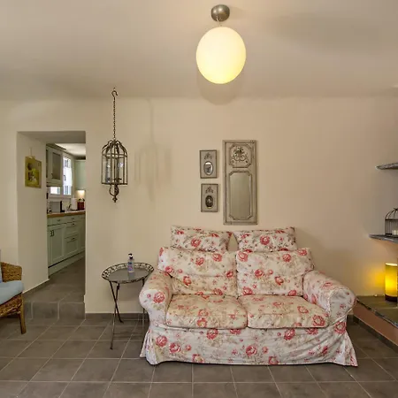 Andromachi's Cozy Holiday home