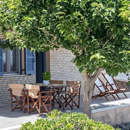 Andromachi's Cozy Tinos